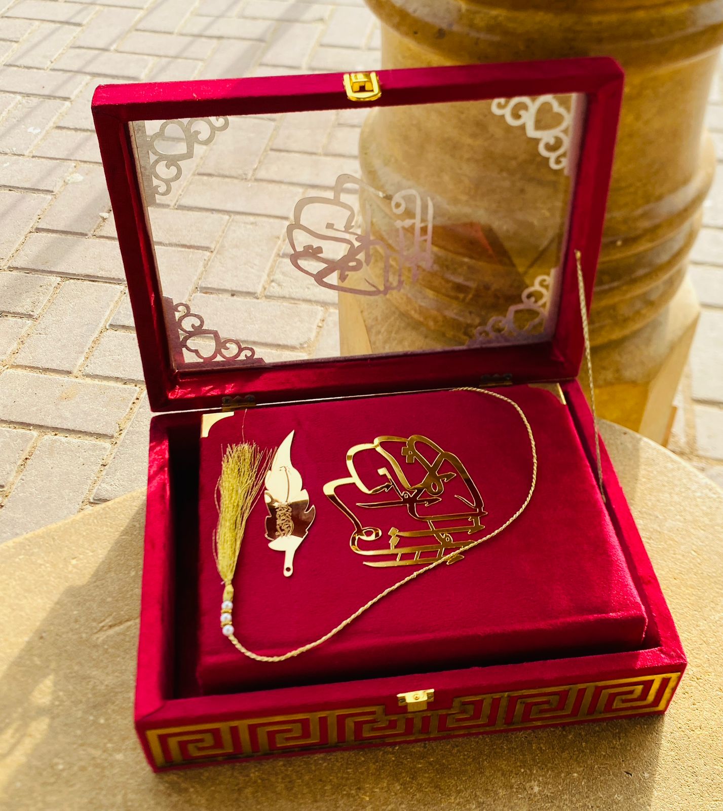 Mehroon ACRYLIC GLASS QURAN BOX & QURAN SHAREEF