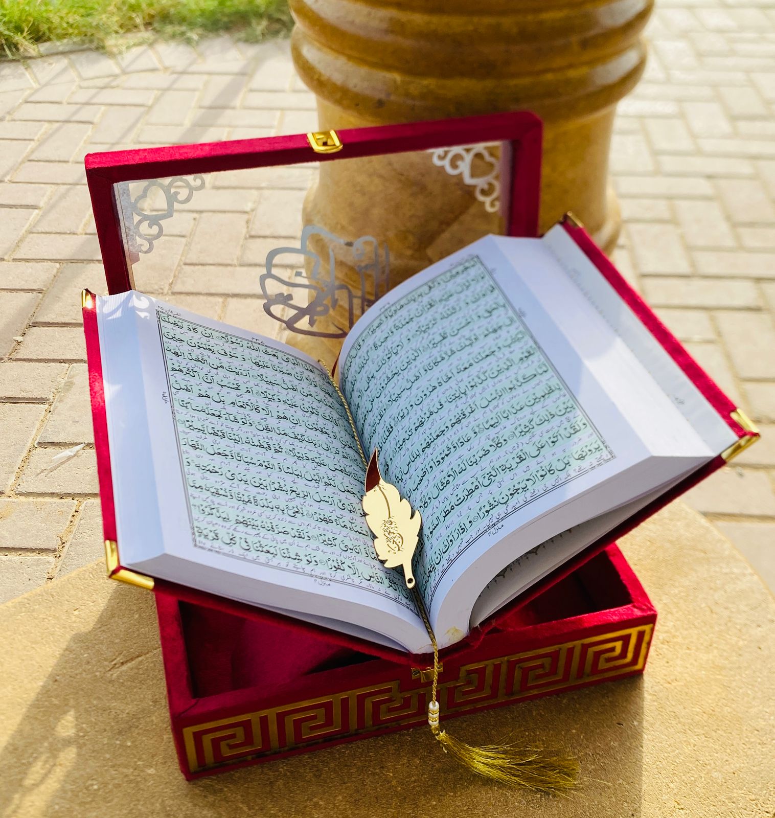 Mehroon ACRYLIC GLASS QURAN BOX & QURAN SHAREEF