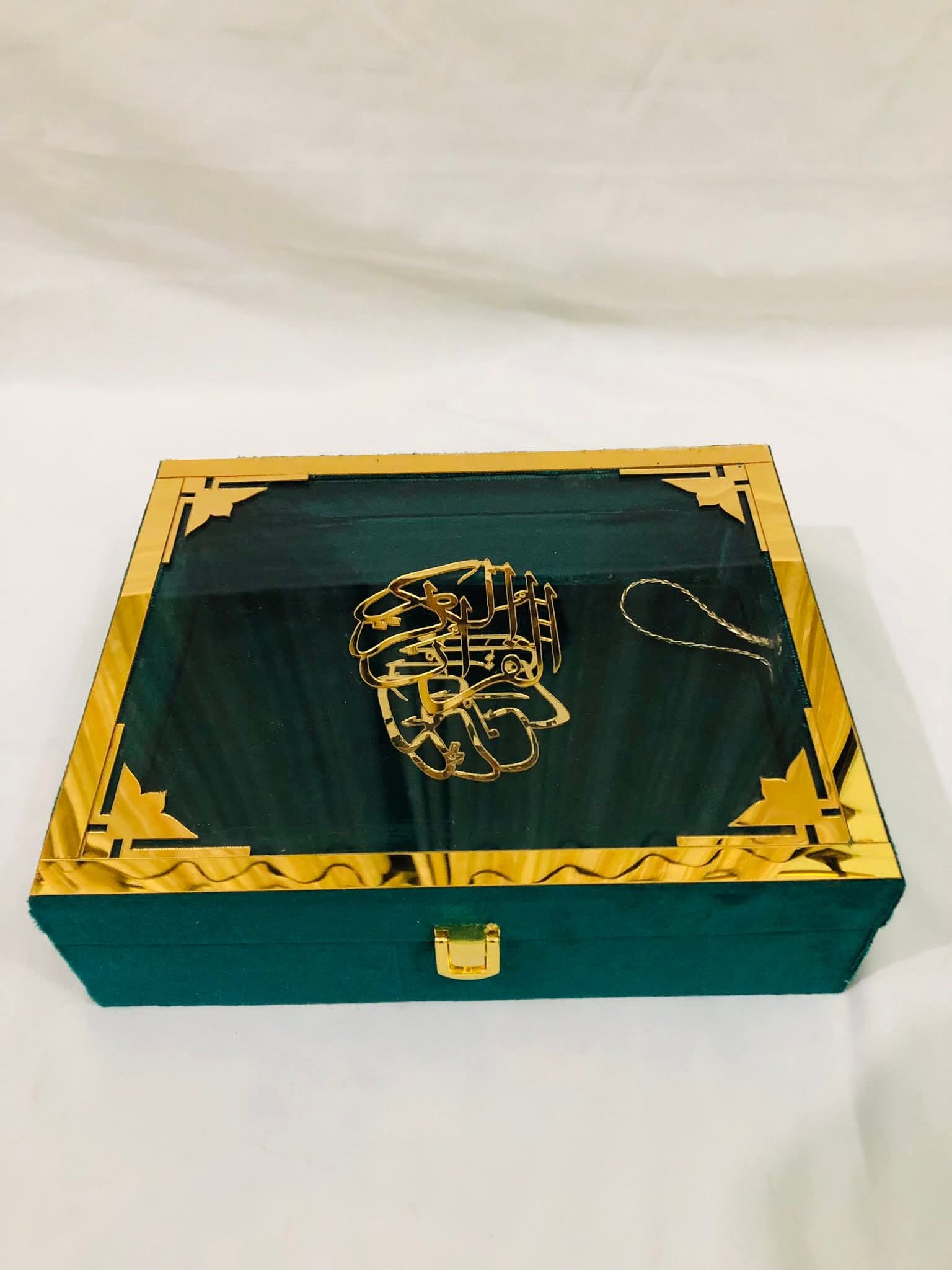EMERALD GREEN ACRYLIC GLASS QURAN BOX & QURAN SHAREEF