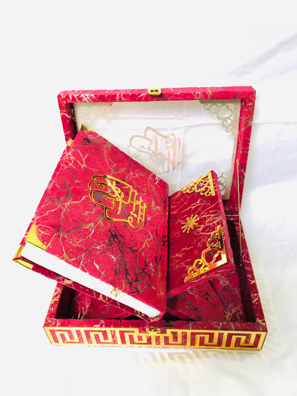 MEHROON ACRYLIC GLASS QURAN BOX & QURAN SHAREEF